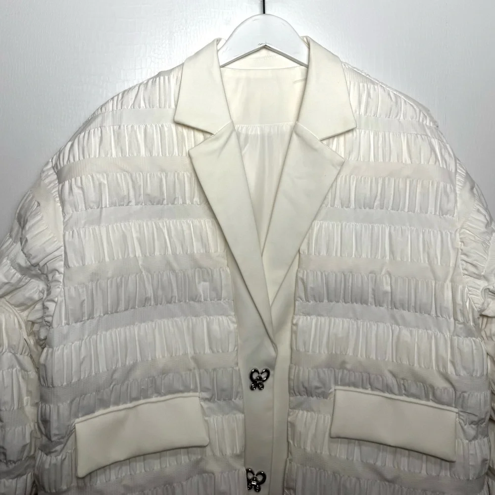 Off White Quilted Blazer Jacket M Sculptural Ruched Spring Modern Chic